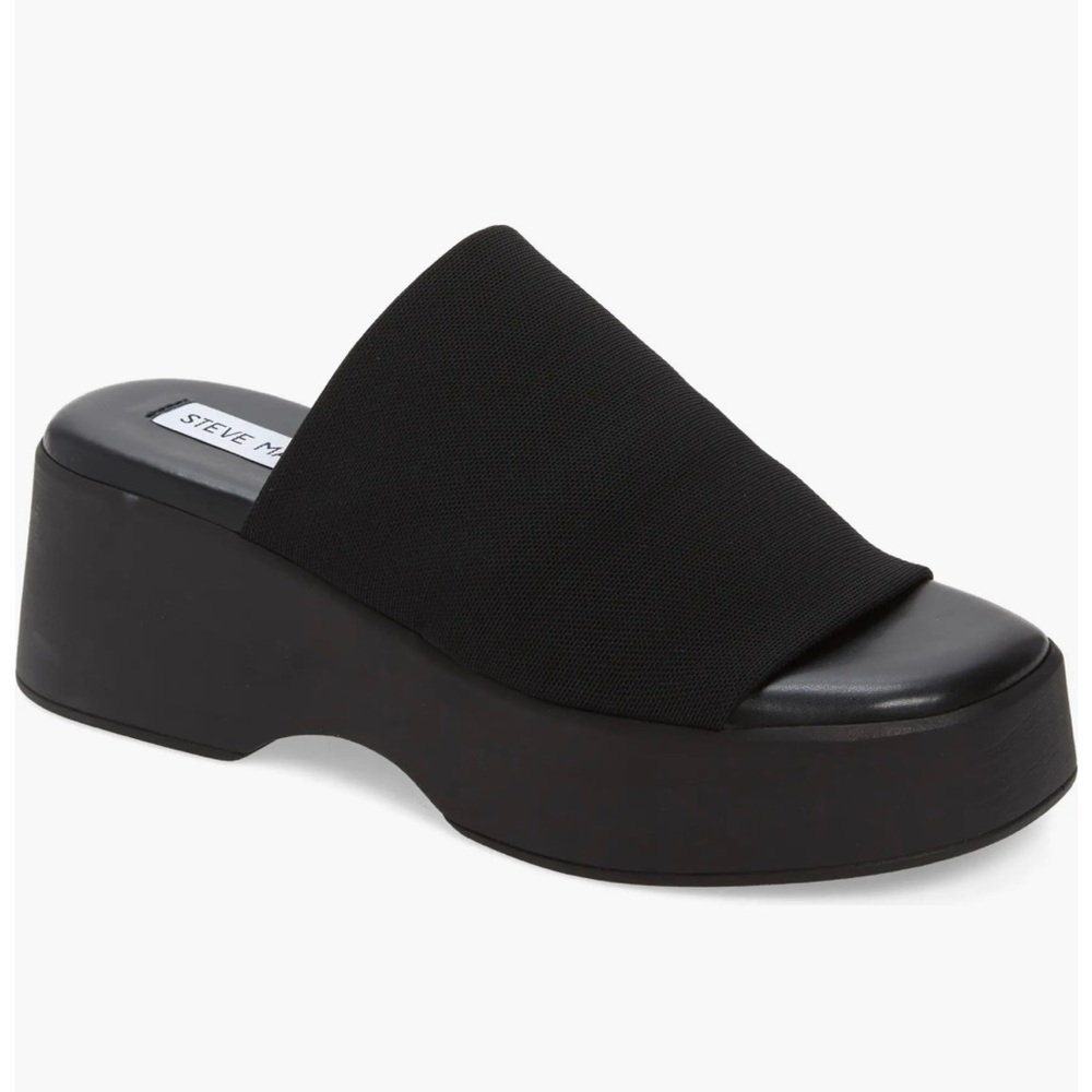 Steve Madden Slinky30 Black Sandal Size 6 New in Original Box